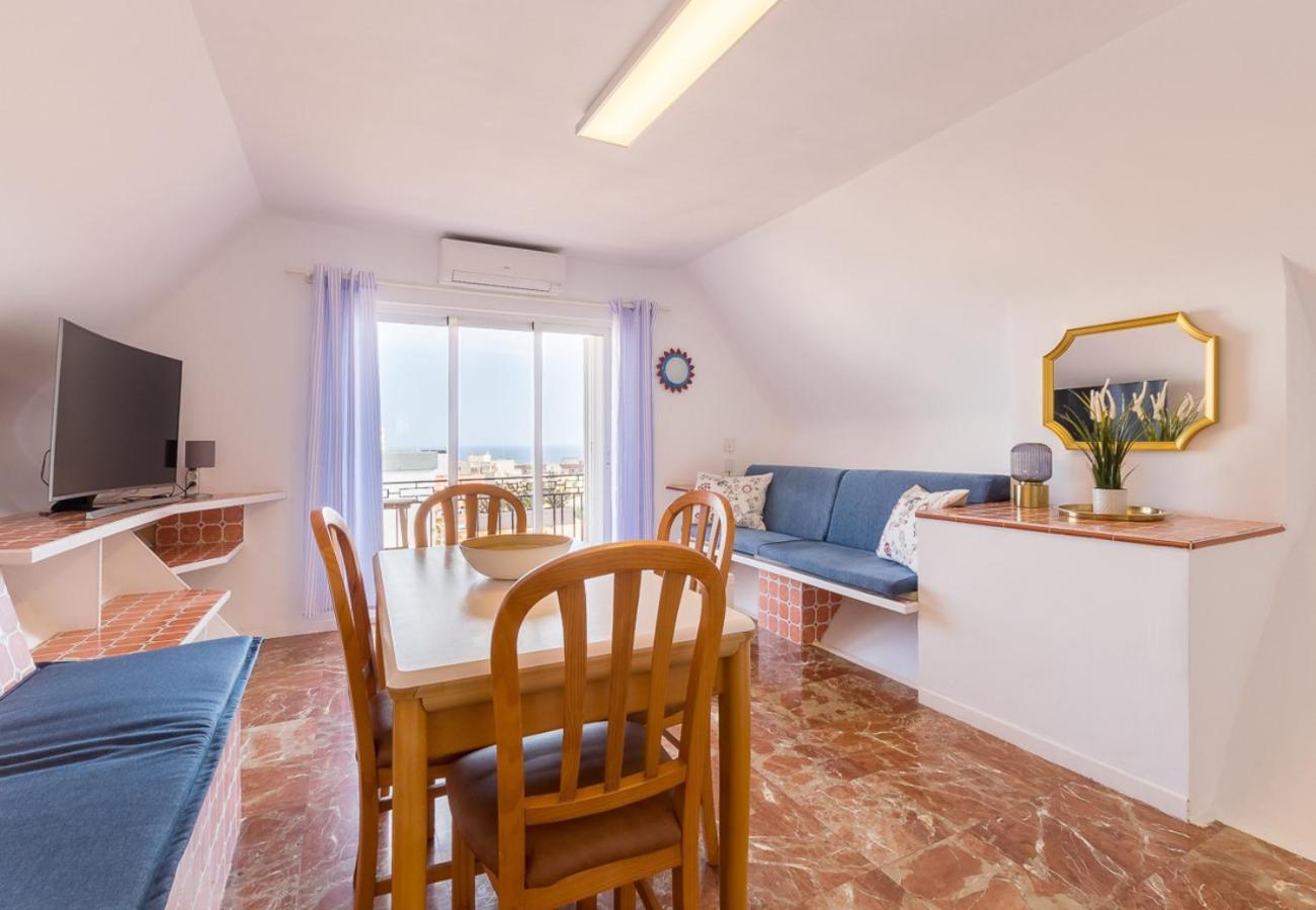 Reformado Apartamento En El Centro Con Vista Al Mar Торремолінос Екстер'єр фото
