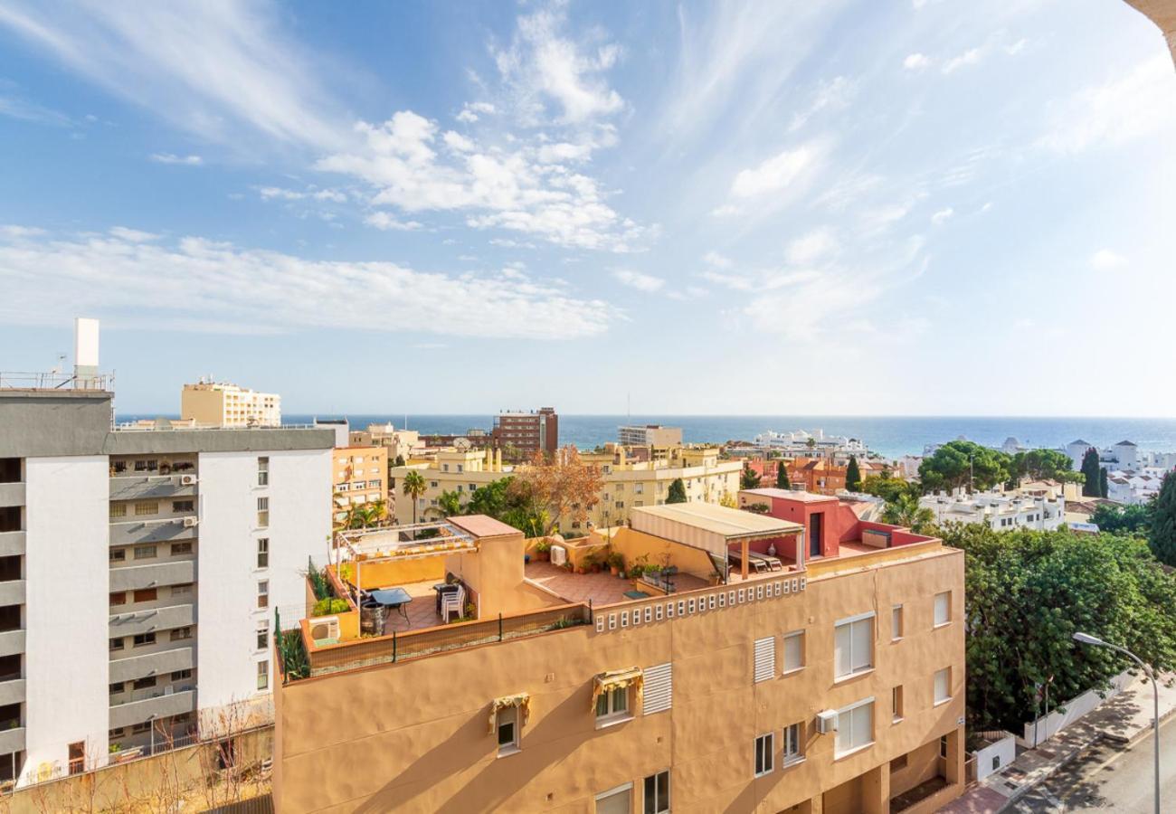 Reformado Apartamento En El Centro Con Vista Al Mar Торремолінос Екстер'єр фото