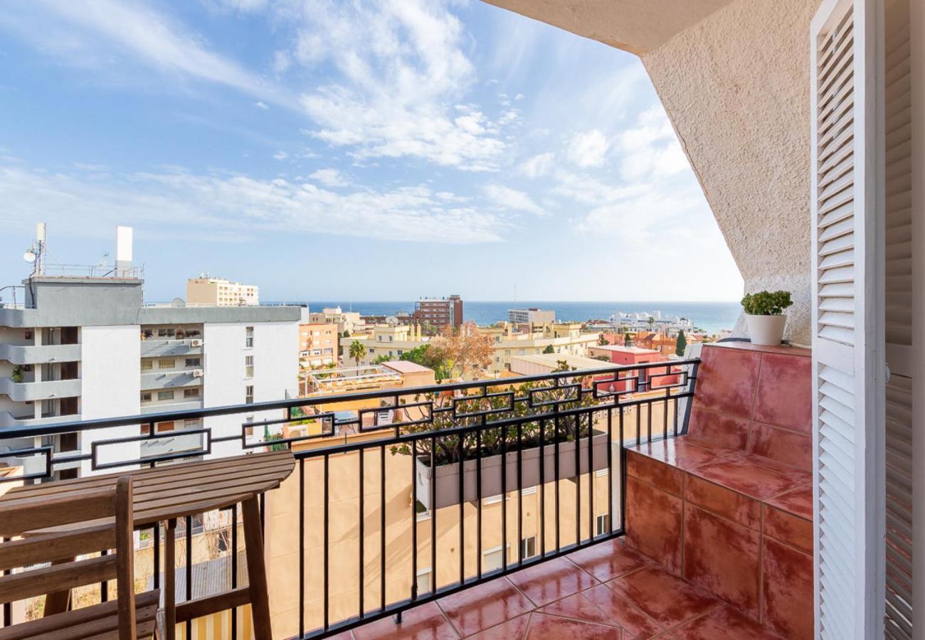 Reformado Apartamento En El Centro Con Vista Al Mar Торремолінос Екстер'єр фото